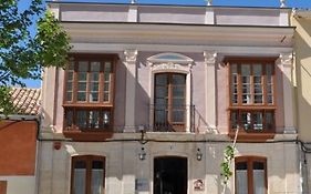 Emebed Posada